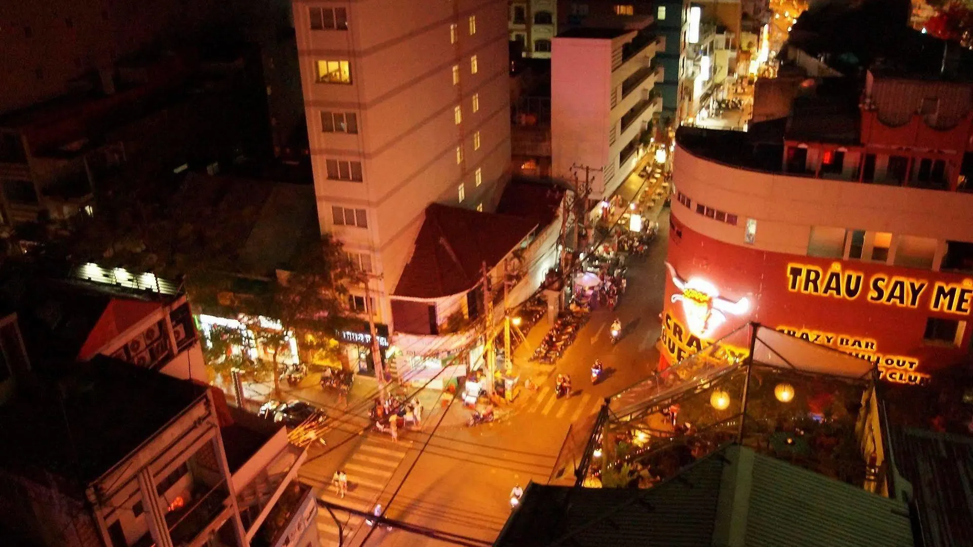 Valentine Hotel Saigon - Bui Vien Street Хошимин